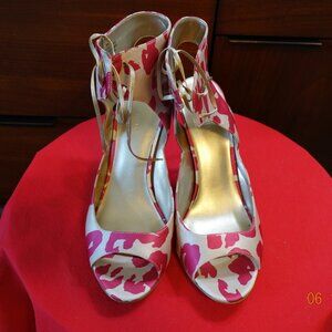Nine West Light Grey & Dark Pink Open-Toe Heels